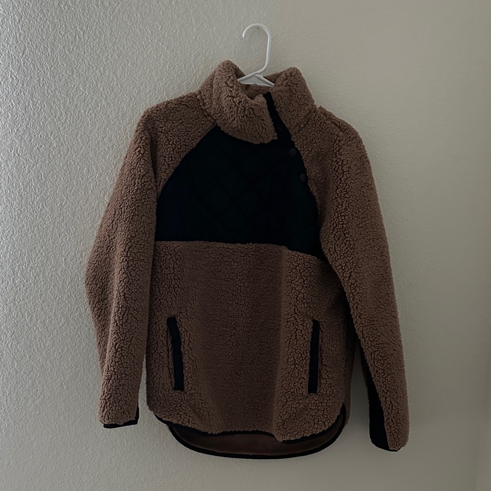 Abercrombie & Fitch Brown and Black Sherpa Jacket